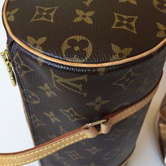 LOUIS VUITTON Papillon - Picture 4 of 8